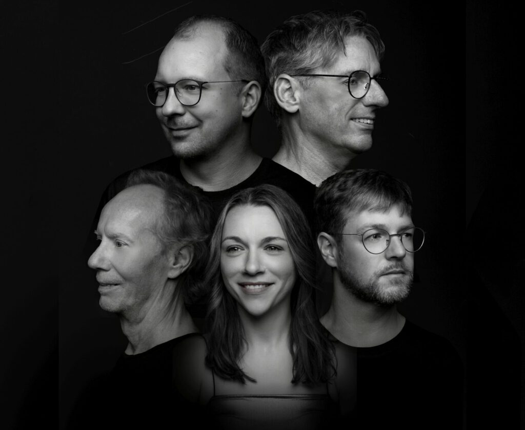 Sarah & The Rebels
